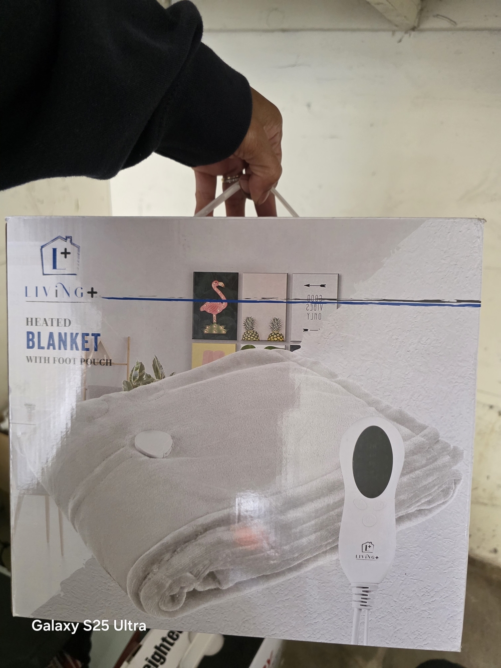 Living+ Heated Blanket with Foot Pouch - Light Gray New Unopened